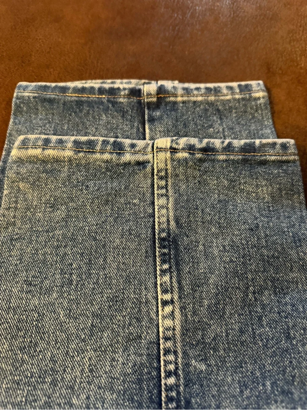 Wrangler Rugged Wear Men's Medium Blue Straight-Leg Jeans Sz 40 x 34 Like New!